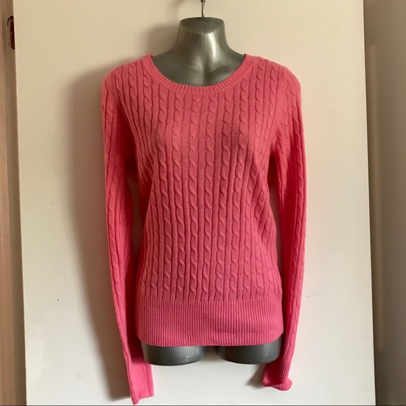 NWOT Cable Knit Crew Neck Sweater